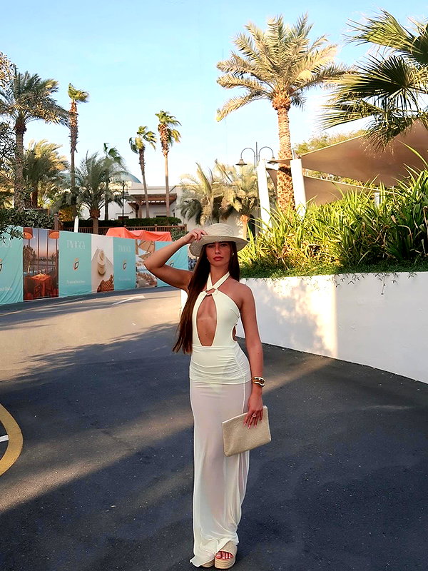 daniella_zeldis instagram image archive image