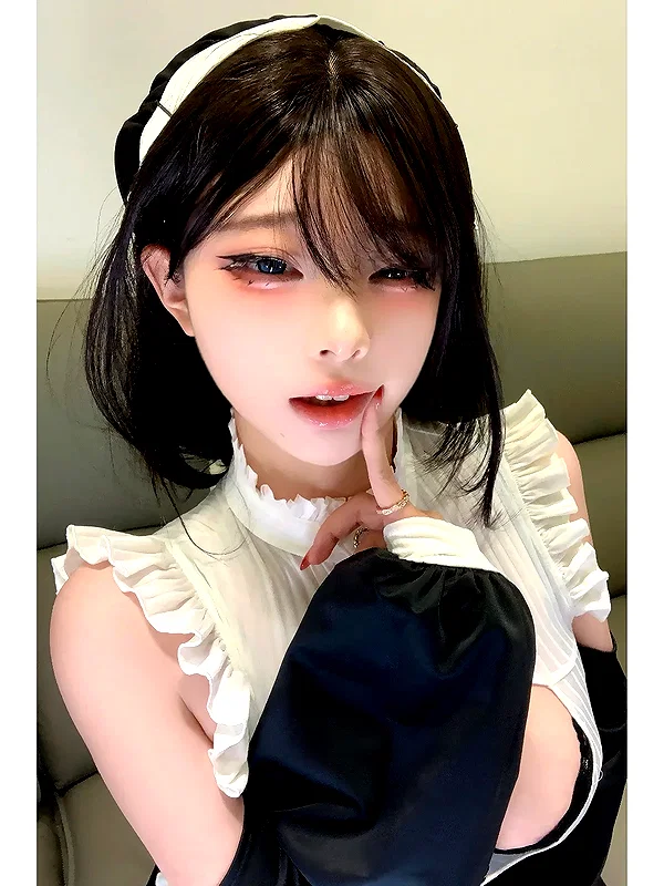 yingyinng_ instagram image archive image