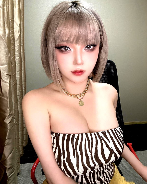 Archived image from @takomayuyi on Instagram