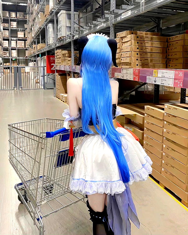gallery_cosplayer instagram image archive image