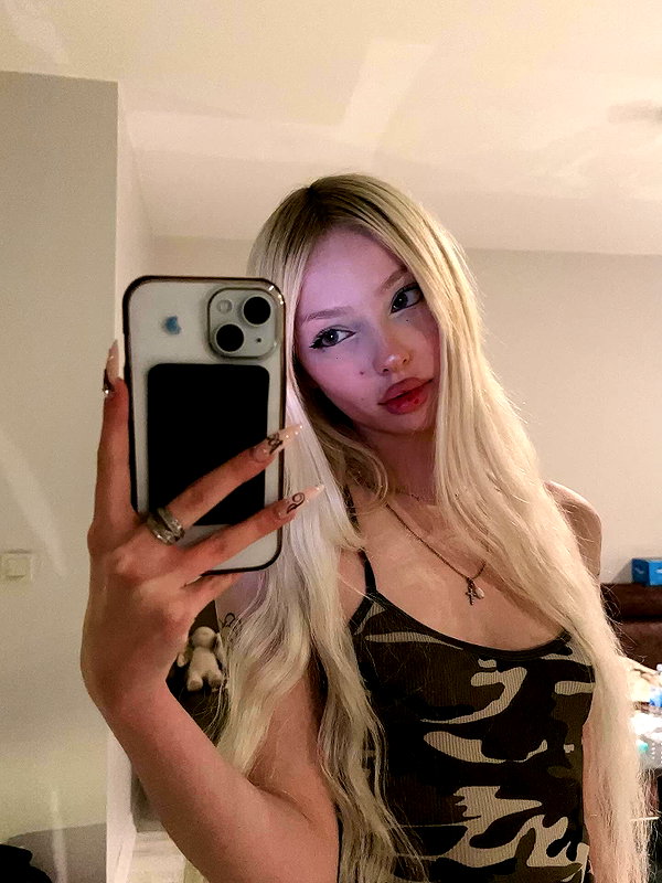 burcumsai instagram image archive image