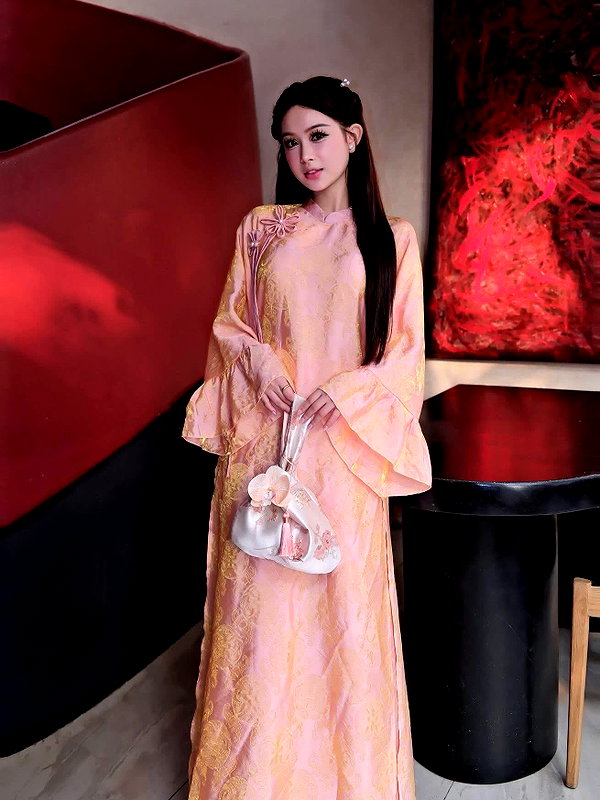 lyhythuedoxinh instagram image archive image