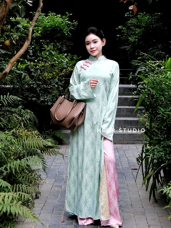 lyhythuedoxinh instagram image archive image