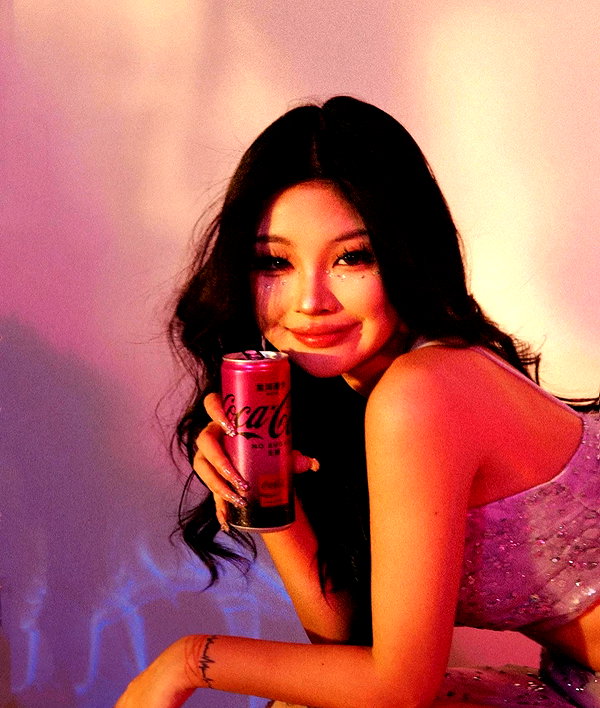 ll.lu1s instagram image archive image