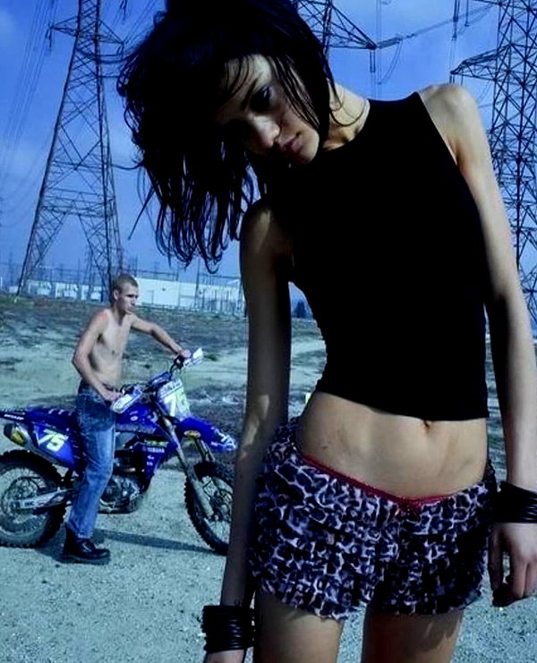 leonanaomii instagram image archive image