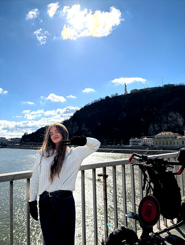 talia_davidov instagram image archive image