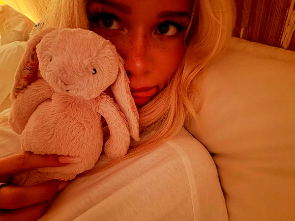 sophiecharlotth instagram image archive image