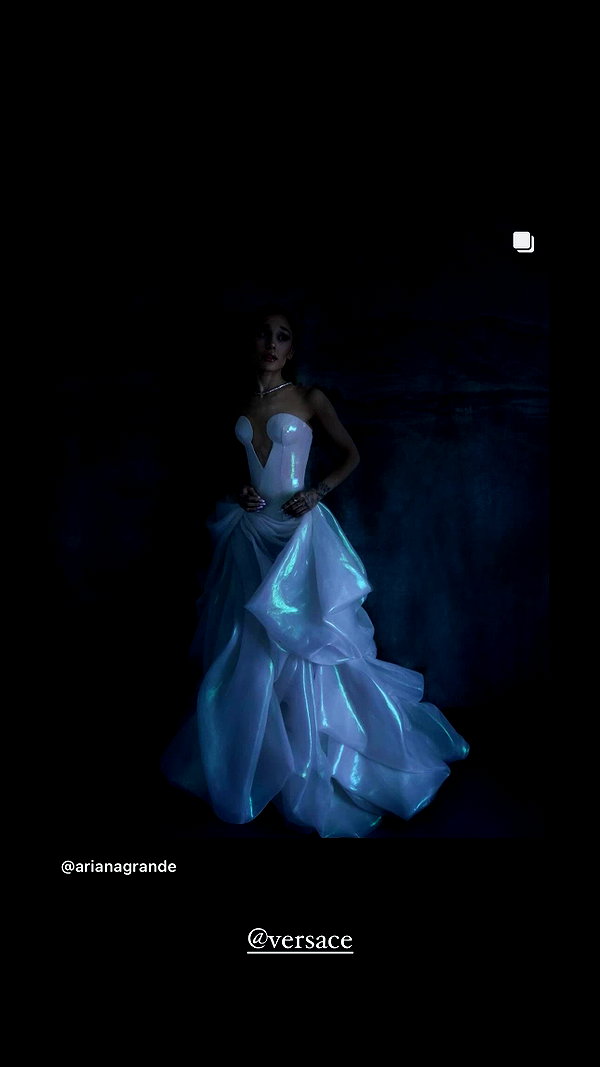 arianagrande instagram image archive image