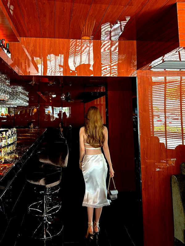 lyhythuedoxinh instagram image archive image