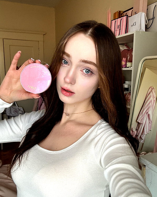 1uvgabi instagram image archive image