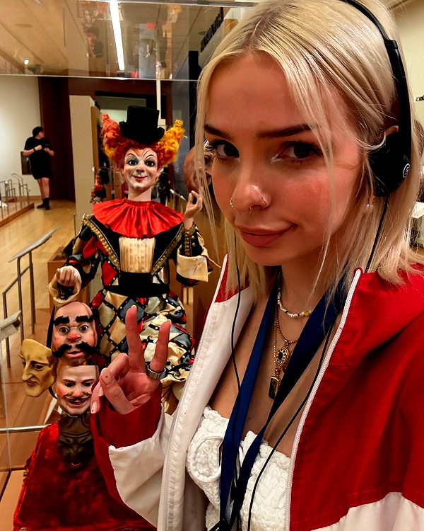 peachtoot.plz instagram image archive image