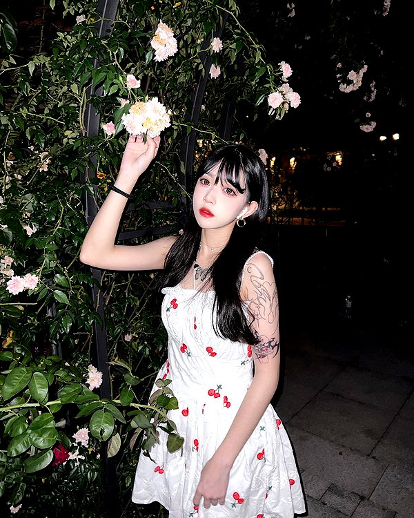 nixqq.425_ instagram image archive image