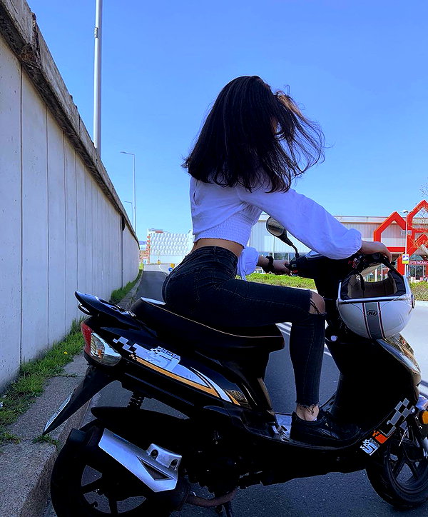 vanessa.rhd instagram image archive image