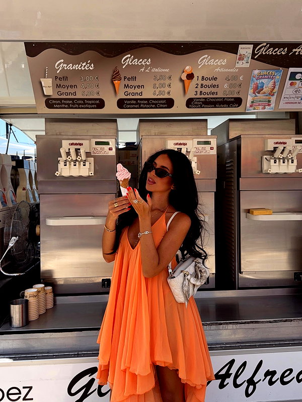 zoeliss instagram image archive image