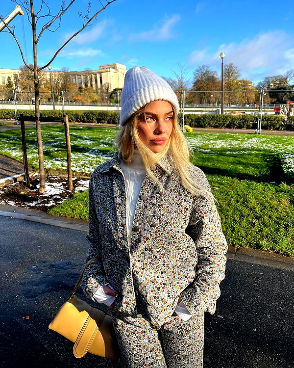 barzomer instagram image archive image