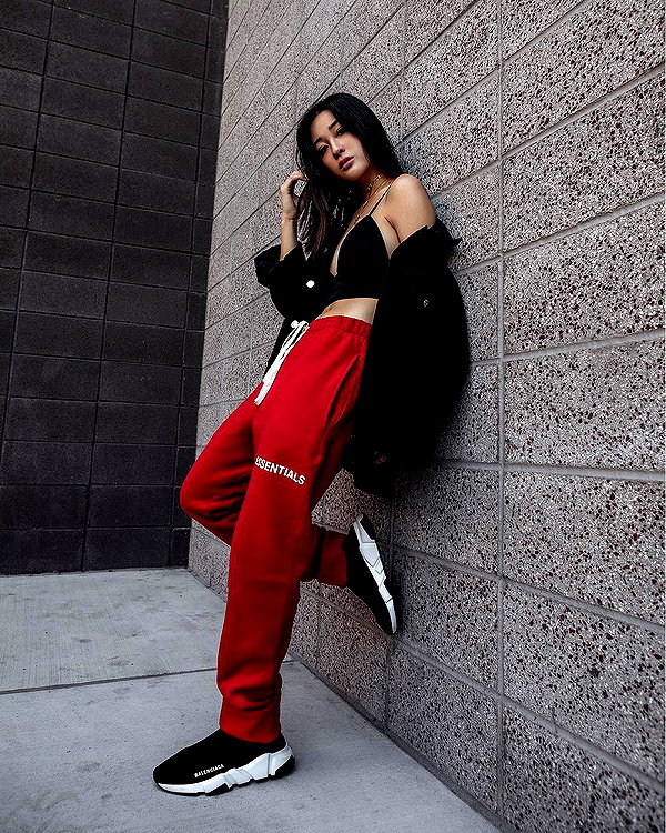 emily.ghoul instagram image archive image