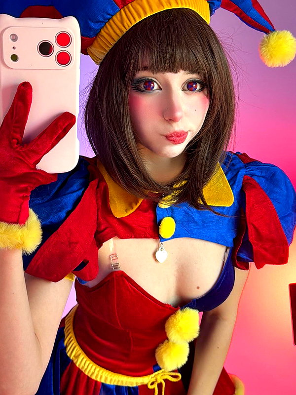 kennakins.cos instagram image archive image