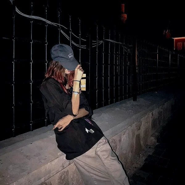 leyla.annemarie instagram image archive image