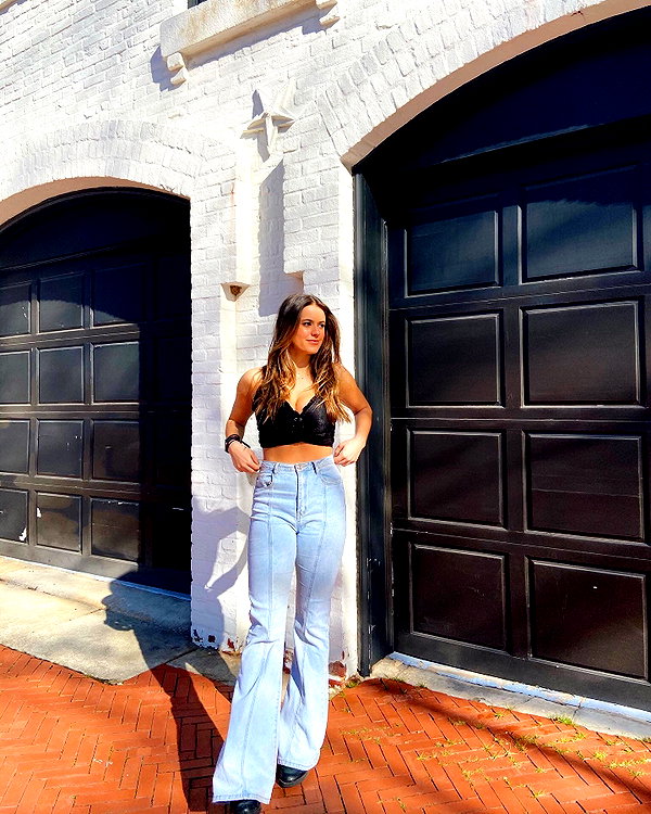 isabella.lauren instagram image archive image