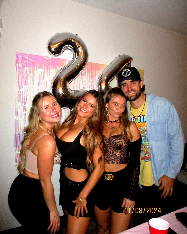 isabella.lauren instagram image archive image