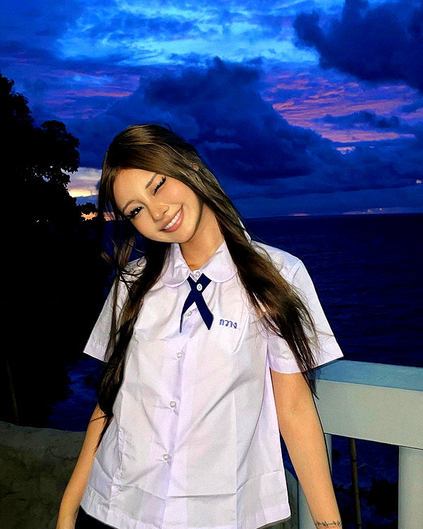 ll.lu1s instagram image archive image