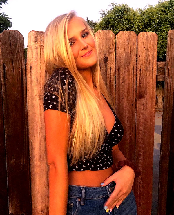 allie_dunn instagram image archive image