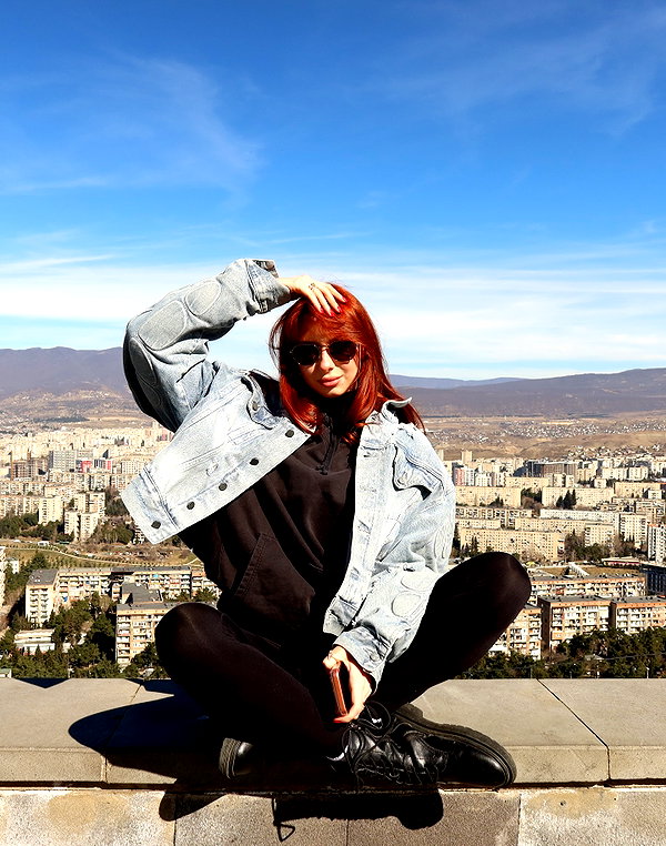 liiin.sun instagram image archive image