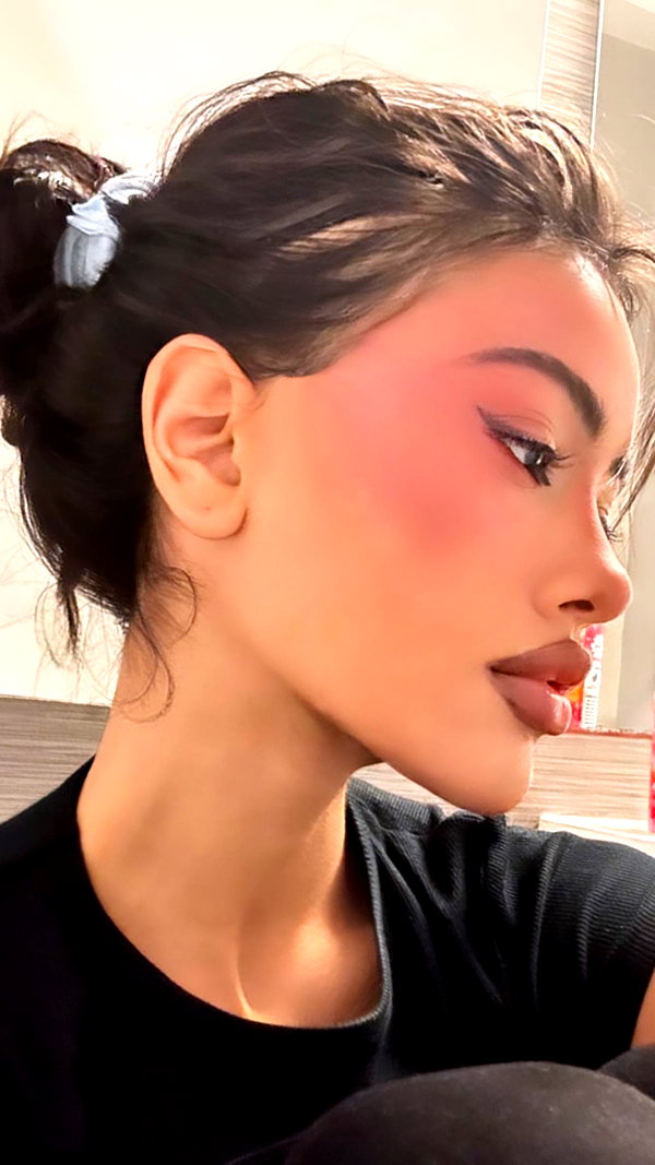 leonanaomii instagram image archive image
