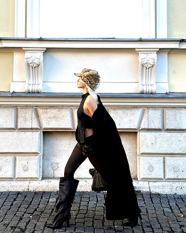 girlcalledluca instagram image archive image