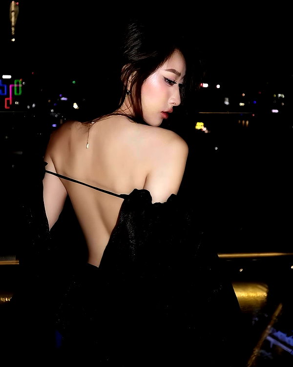 lyhythuedoxinh instagram image archive image