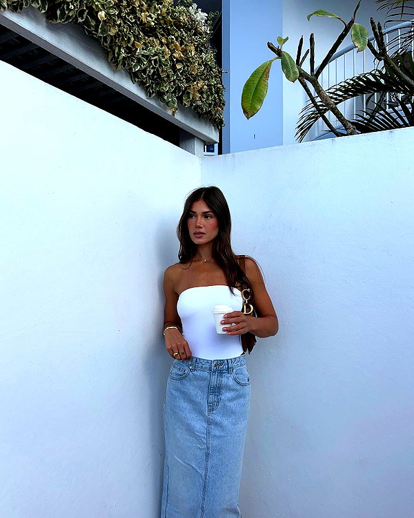 dekota_thompson instagram image archive image