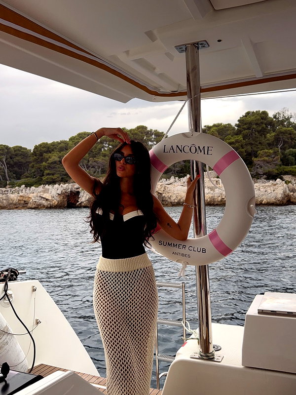 zoeliss instagram image archive image
