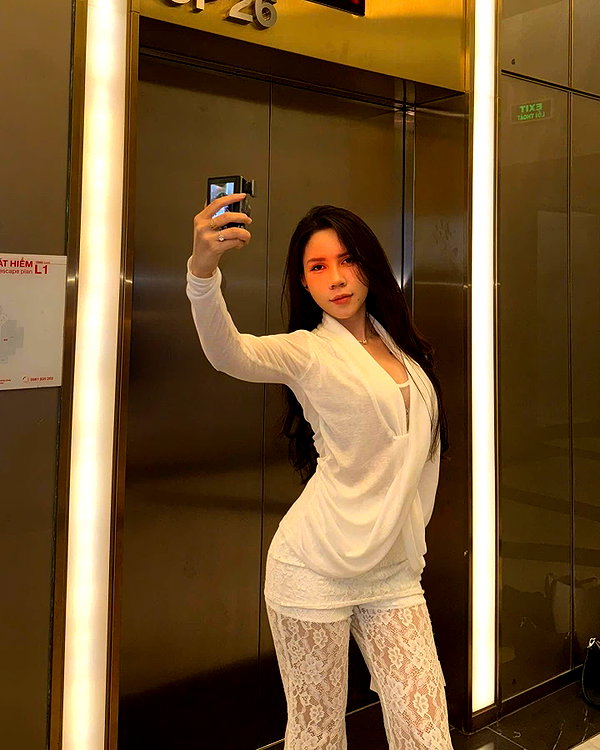 lyhythuedoxinh instagram image archive image