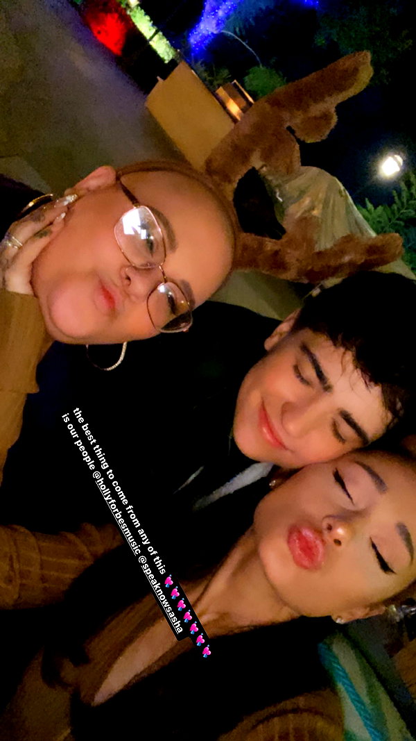 arianagrande instagram image archive image