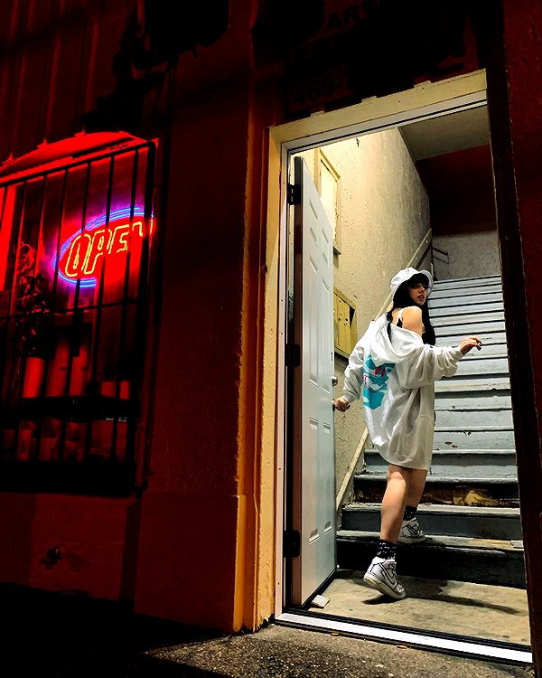 yeahimcaroline instagram image archive image