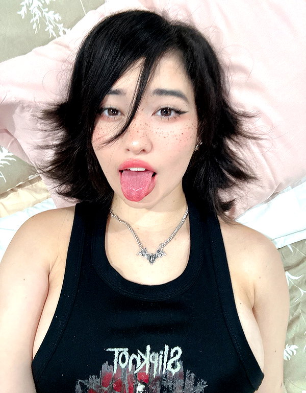 liawaifuu instagram image archive image