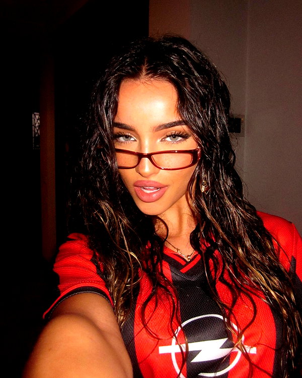 ellachristo instagram image archive image