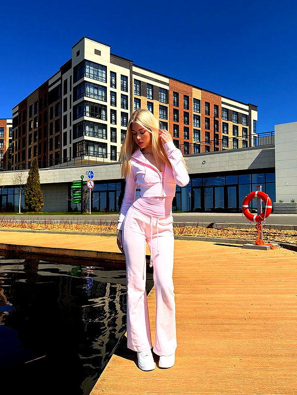 ariseviss instagram image archive image