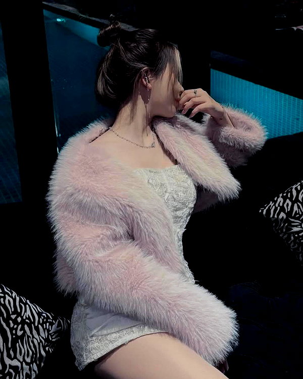 lyhythuedoxinh instagram image archive image