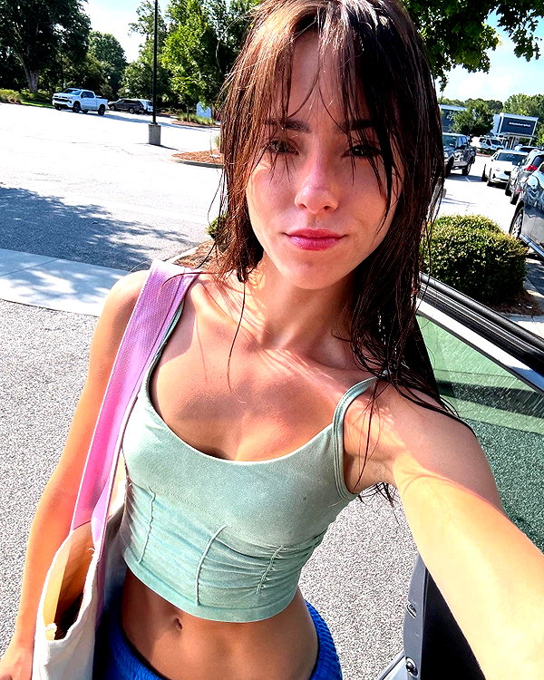 katelynernst3 instagram image archive image