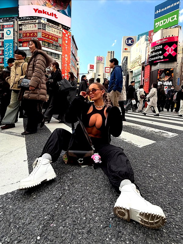 itshayleydavies instagram image archive image