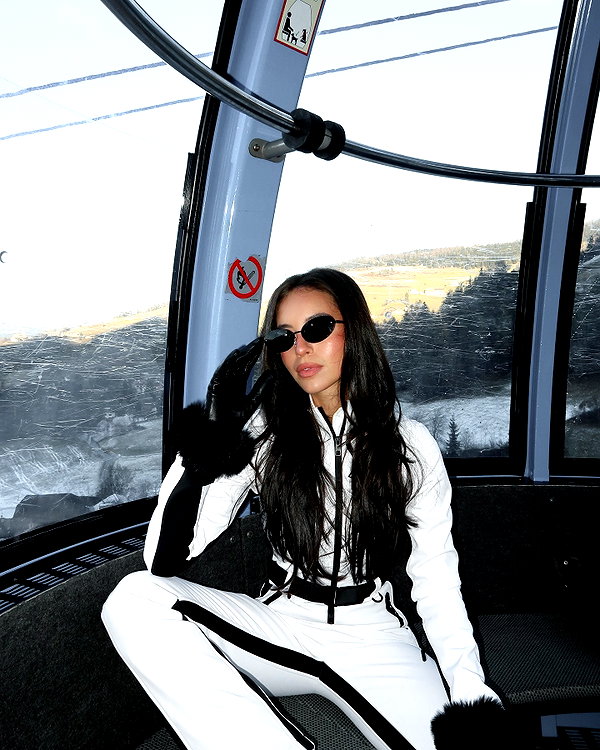 zoeliss instagram image archive image