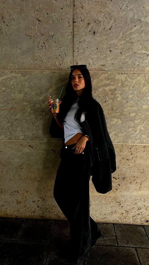 zoeliss instagram image archive image