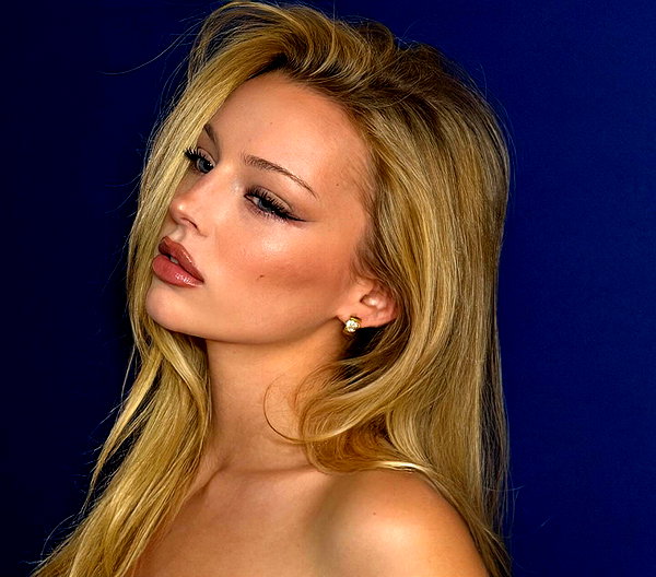 skylasanders instagram image archive image