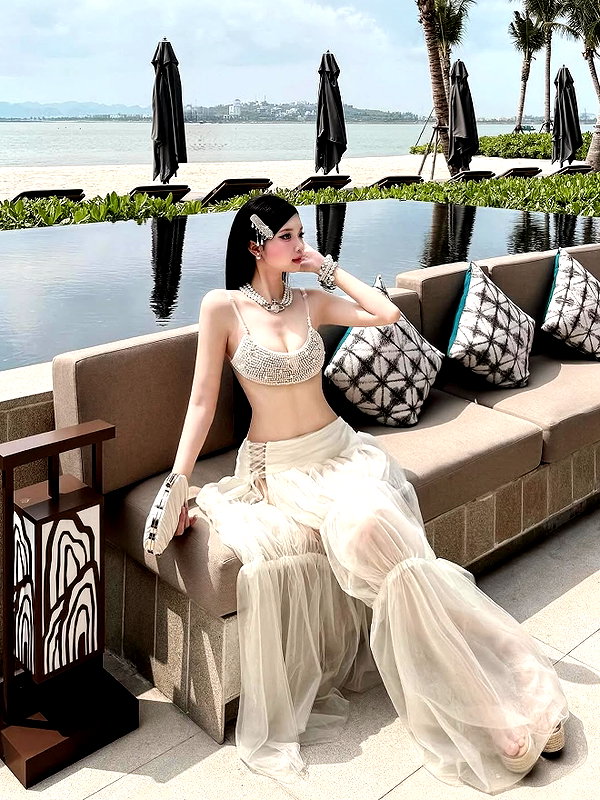 lyhythuedoxinh instagram image archive image