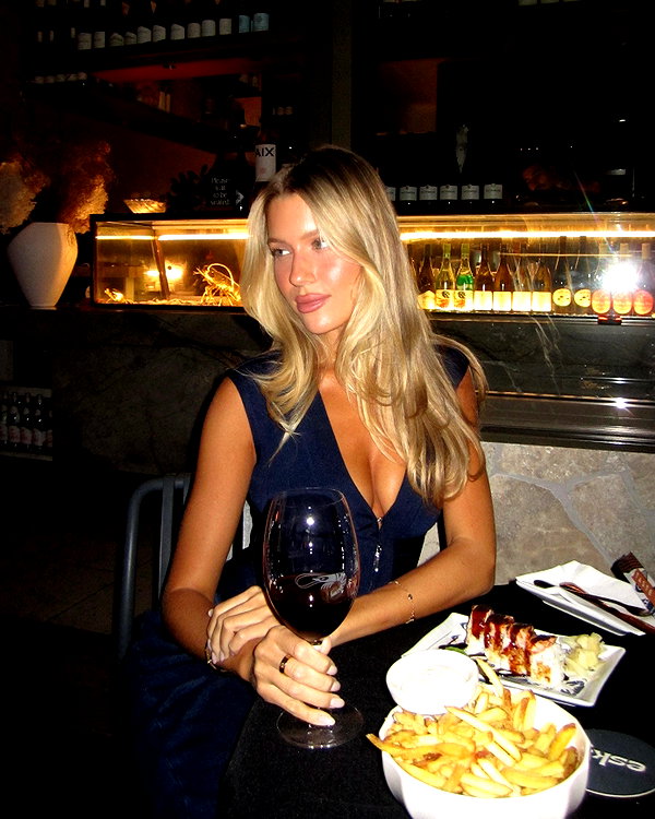 sophiebatzloff instagram image archive image