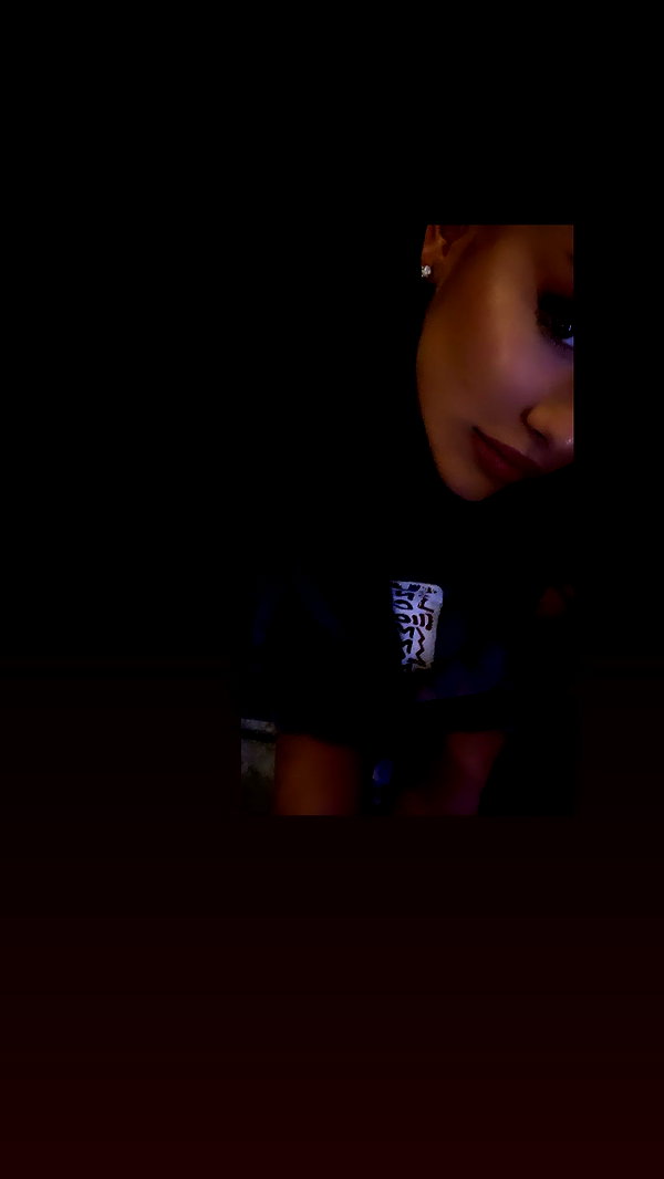 arianagrande instagram image archive image