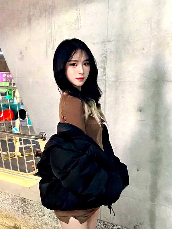 52._.0921 instagram image archive image