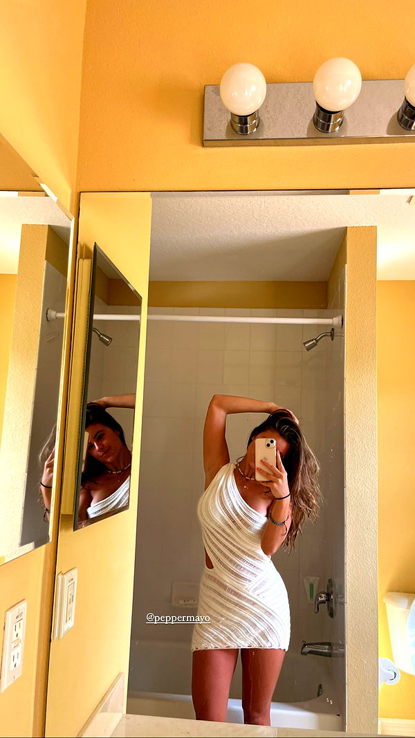 isabella.lauren instagram image archive image