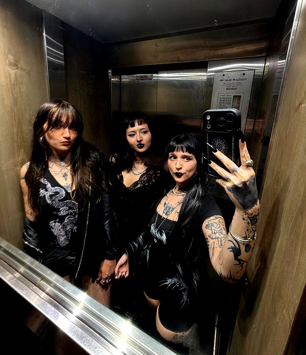 strawberryshanz instagram image archive image